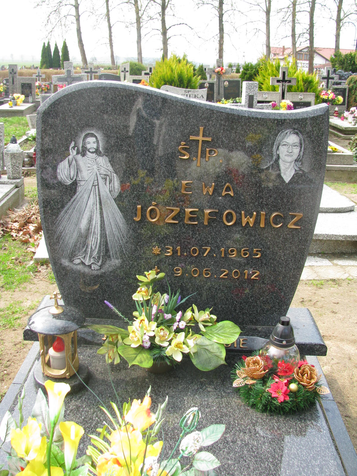 Ewa Józefowicz 1965 Rymań - Grobonet - Wyszukiwarka osób pochowanych