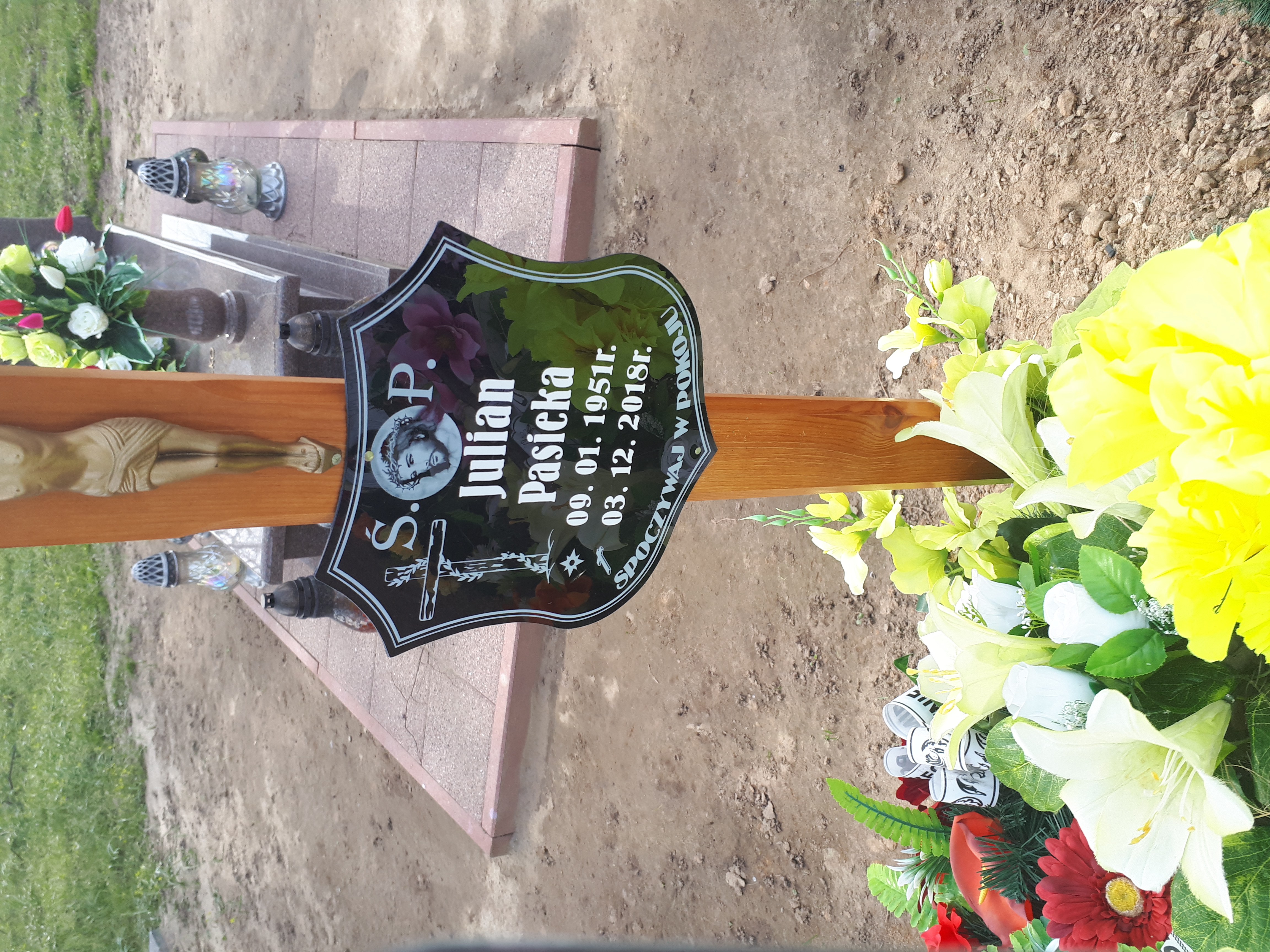 Julian Pasieka 1951 Rymań - Grobonet - Wyszukiwarka osób pochowanych